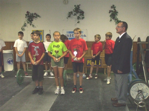 200910111023530.obr01