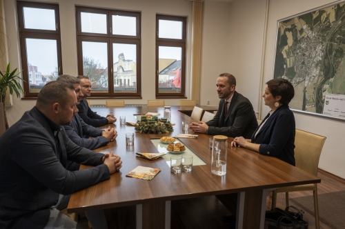 202512171723590.nmnv-2025-41