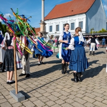 Stavanie mája